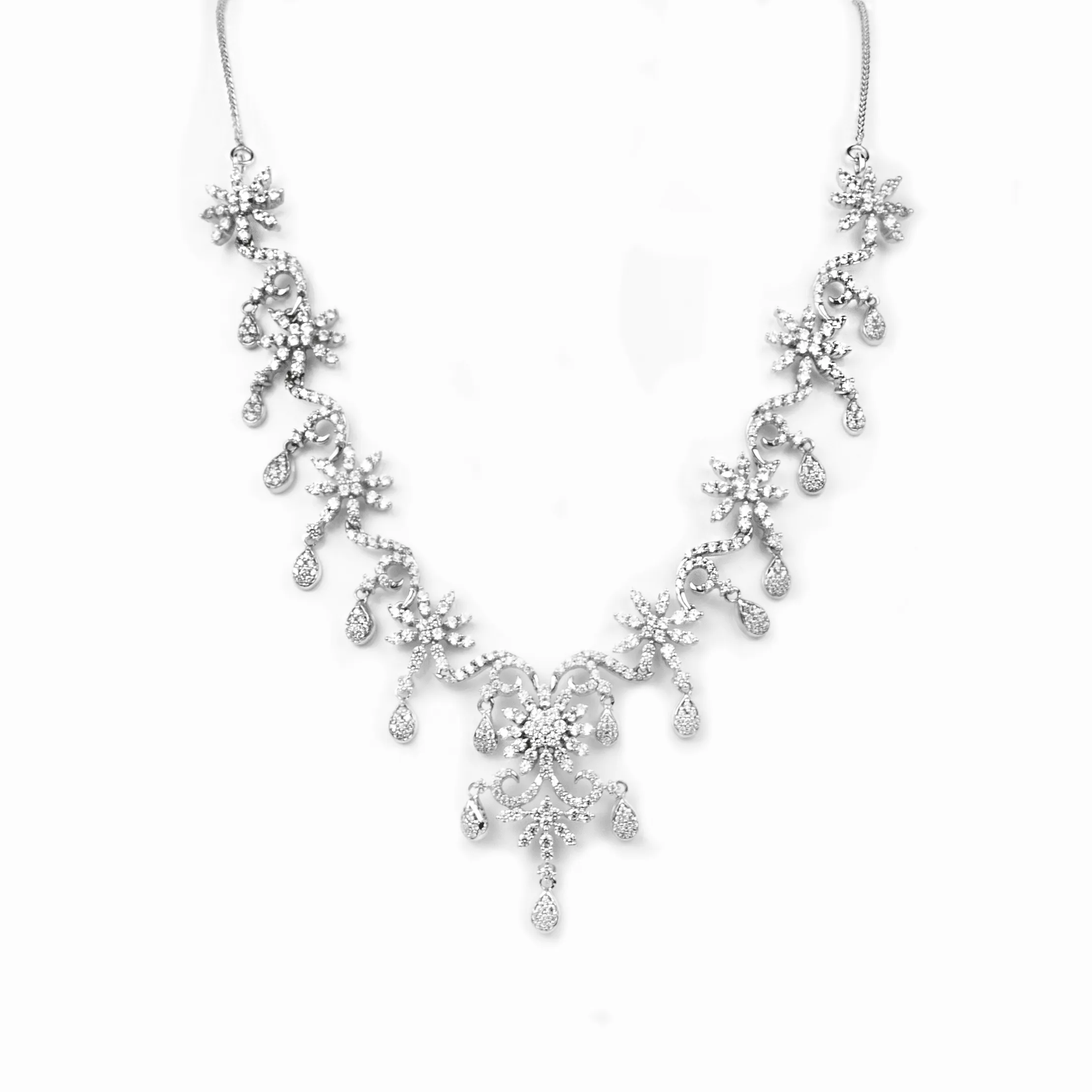 18ct White Gold Necklace and Earrings set with Cubic Zirconia stones (47.95g) N&E-90188