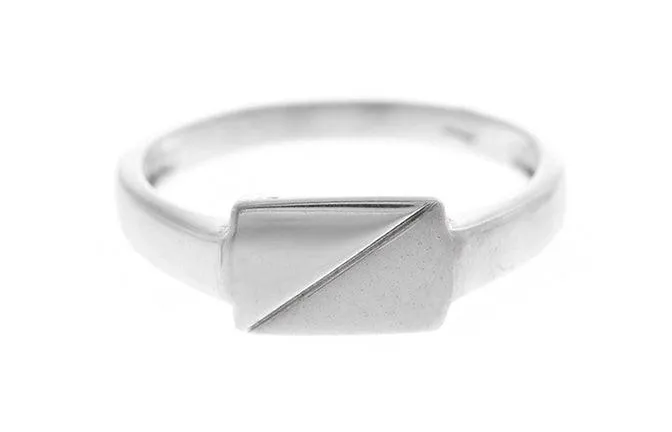 18ct White Gold Signet Ring (4.1g) GR-2466