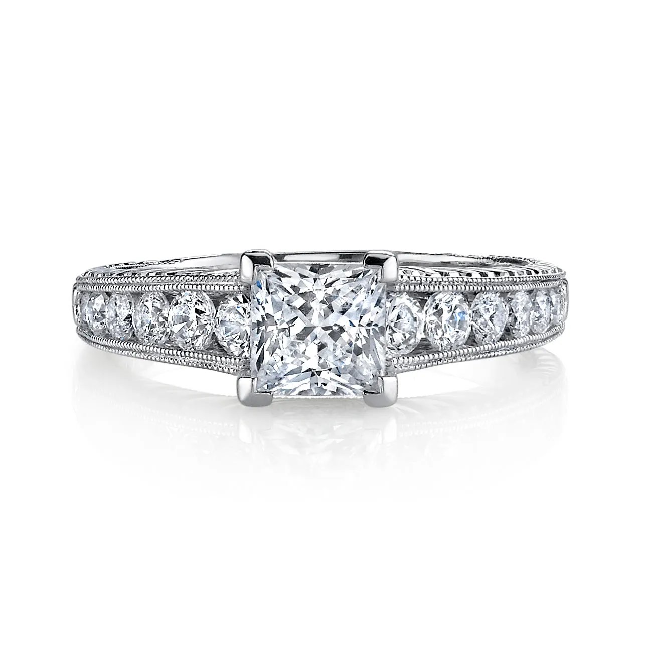 18K White Gold Diamond Engagement Ring