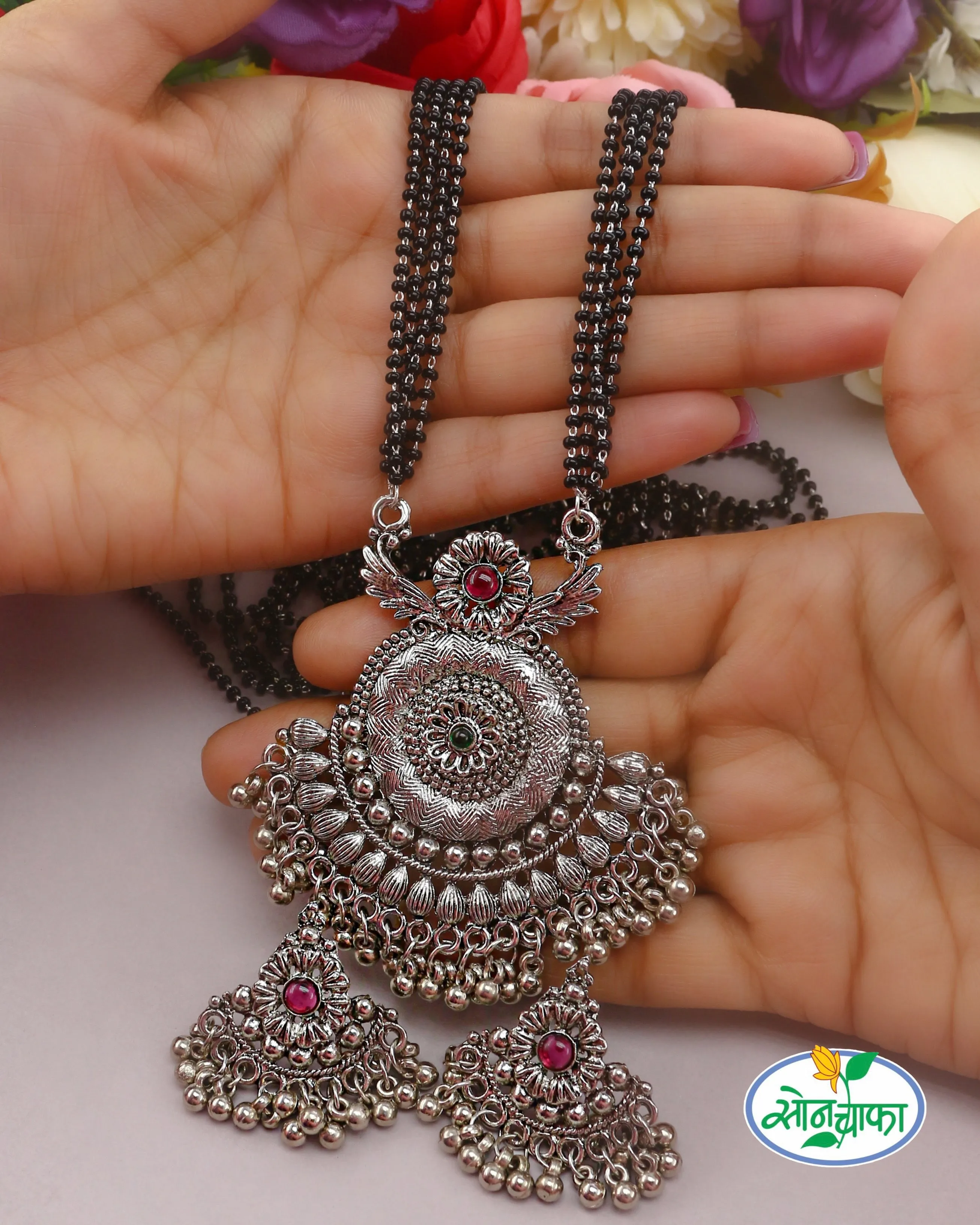 CAPTIVATING FLORAL OXIDISED MANGALSUTRA